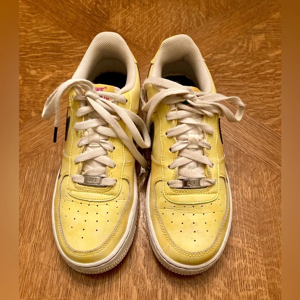 Nike Air Force 1 - Picture 2 of 7